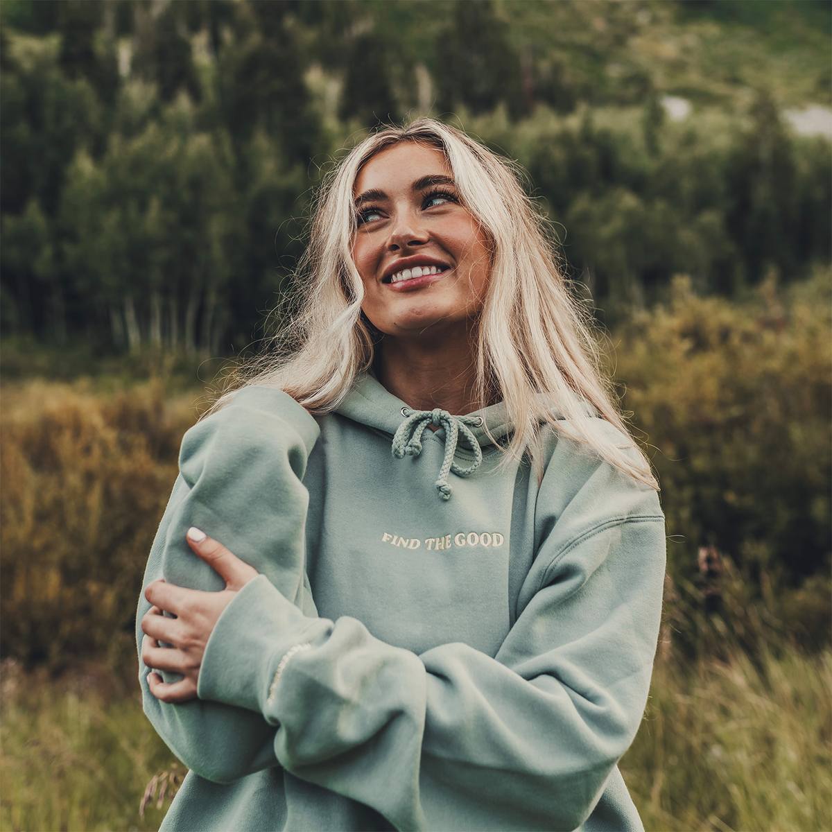 Good On グッドオン リラックススウェット グレーセージ アズキ 製品染め ウィメンズ ワイド シルエット 裏毛 women Relax Sweat Grey Sage Azuki Pigment Dye セール】カラーロゴ刺繍スウェット / color logo embroidery